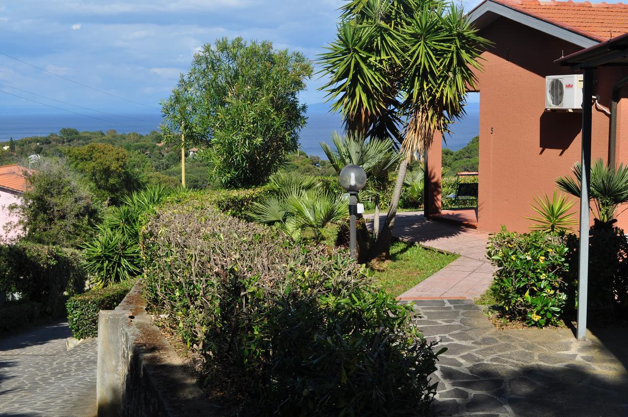 Residence Belvedere Capoliveri  Luaran gambar